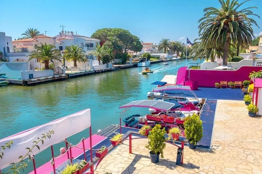 Mont- Gran Reserva - Beach, 3 Pools, Clima, Wifi And Parking Empuriabrava 0*,