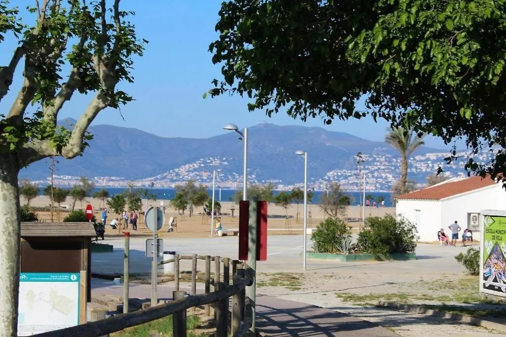Apartment Mont- Gran Reserva - Beach, 3 Pools, Clima, Wifi And Parking Empuriabrava Spain